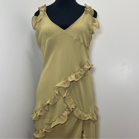 House of CB- PIXIE Olive Ruffle Maxi Dress Size Large Green V Neck Summer - Picture 6 of 15